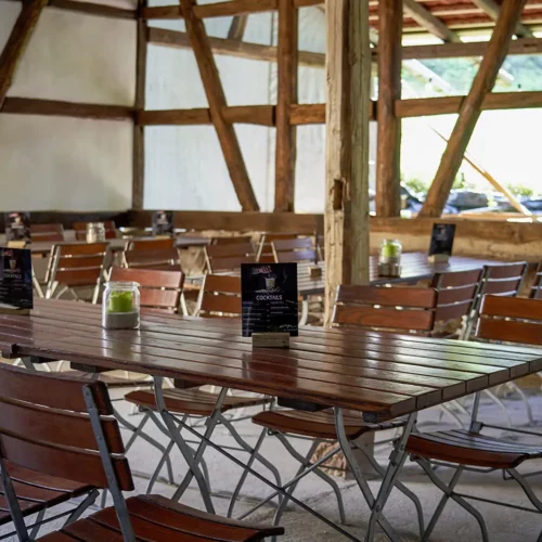 Scheune im Heimathof Rauenberg mit vielen Möglichkeiten zu stellen und zu feiern.